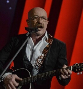 Александр Розенбаум